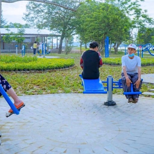 Xu hướng thiết kế khu thể thao ngoài trời cho người cao tuổi tại Việt Nam