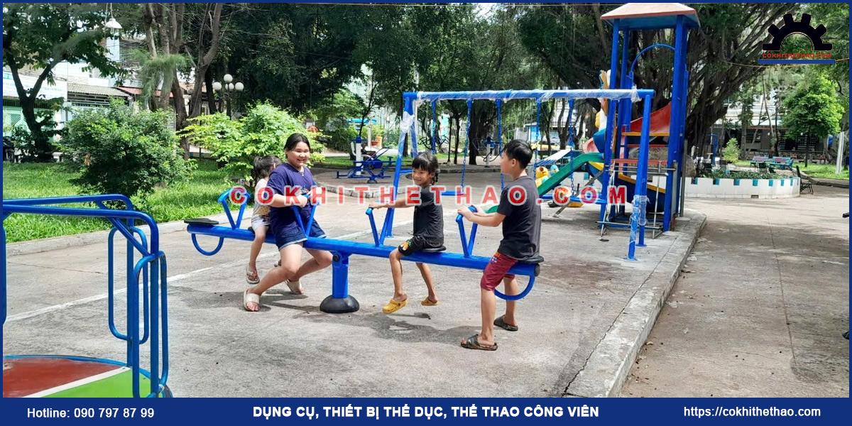 Công trình dụng cụ thể thao công viên