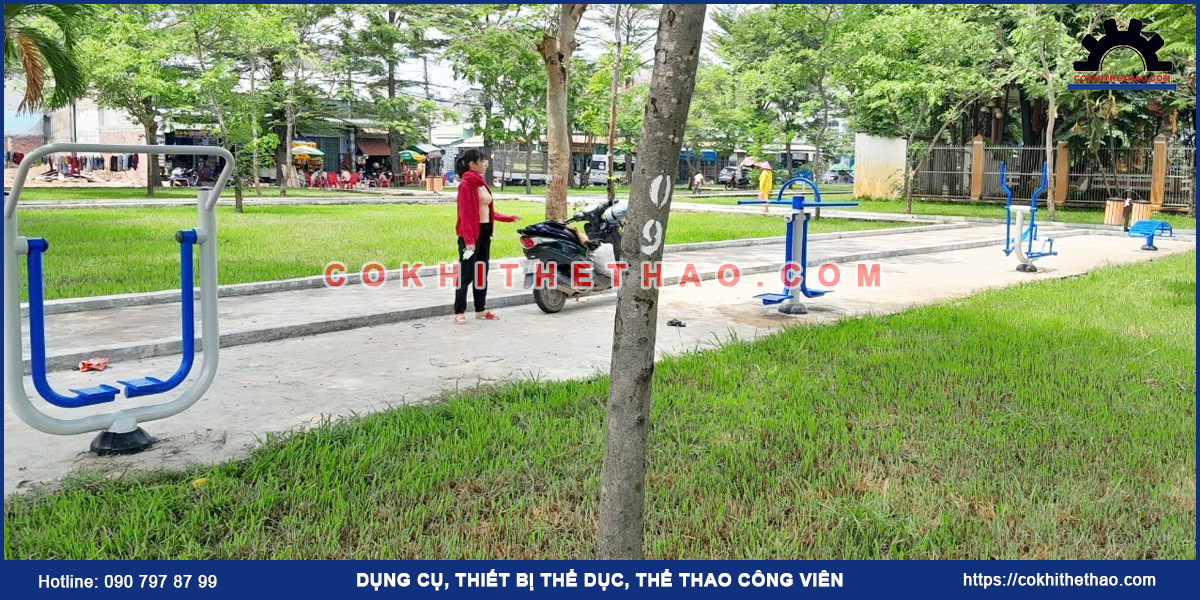 Công trình dụng cụ thể thao công viên