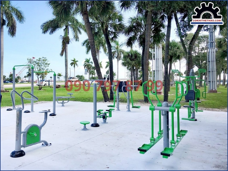 Hoàn thiện lối đi và không gian đệm giữa các khu vận động