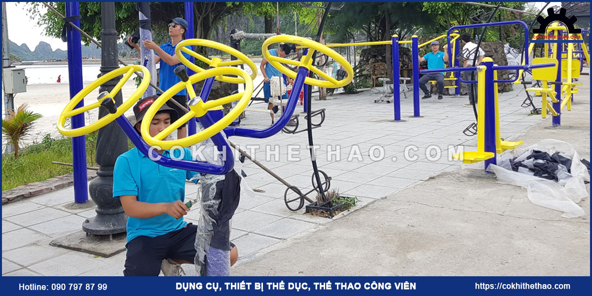 Lắp đặt dụng cụ thể thao công viên