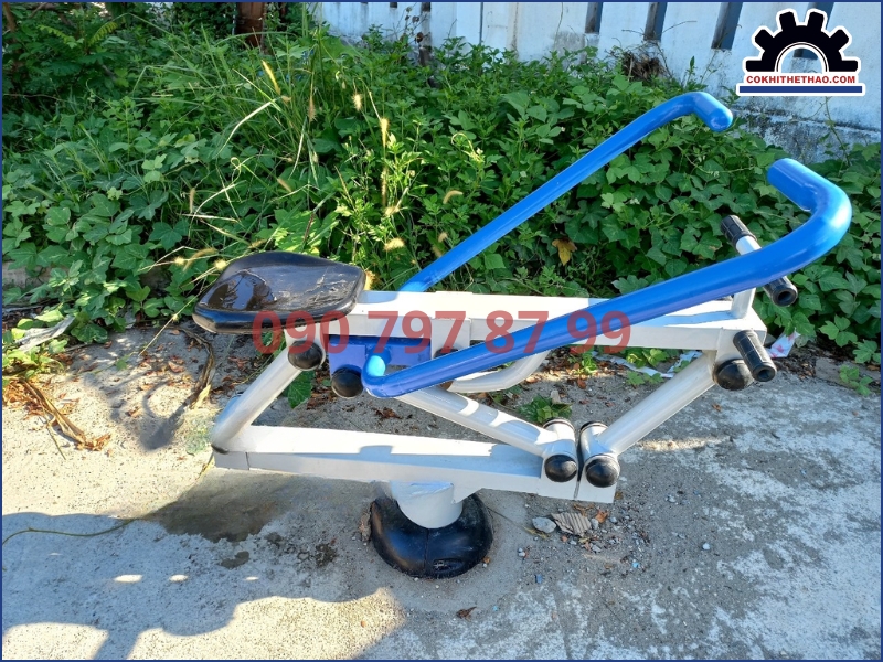 Lưu ý an toàn và cách sử dụng máy chèo thuyền ngoài trời hiệu quả