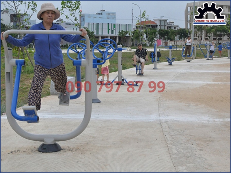 Tầm quan trọng của khu thể thao ngoài trời cho người cao tuổi