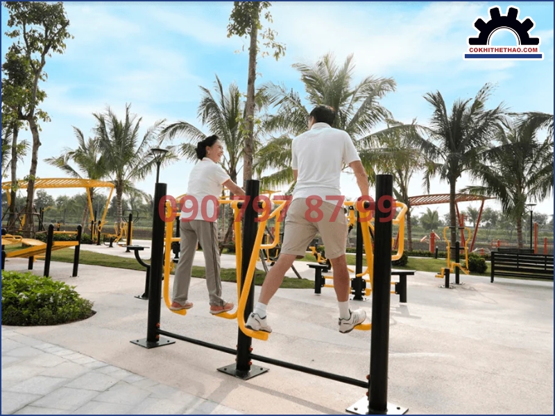Tập luyện với máy công viên giúp cải thiện sức khỏe toàn thân