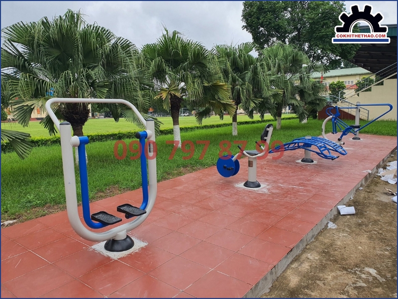 Top thiết bị rèn luyện sức mạnh cơ bắp ngoài trời phổ biến